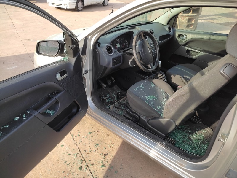 ford fiesta (cbk) del año 2005