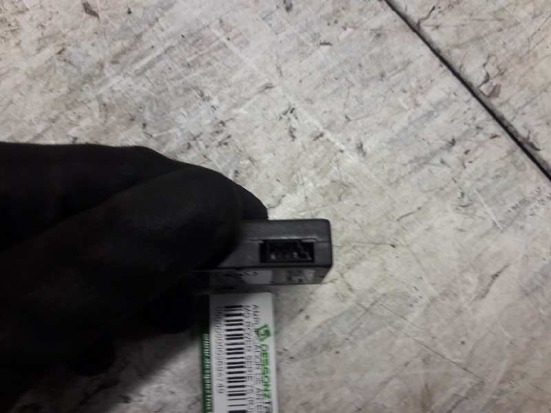 Recambio de amplificador de antena para mg rover serie 75 (rj) 2.0 cdti classic referencia OEM IAM XUC100741  