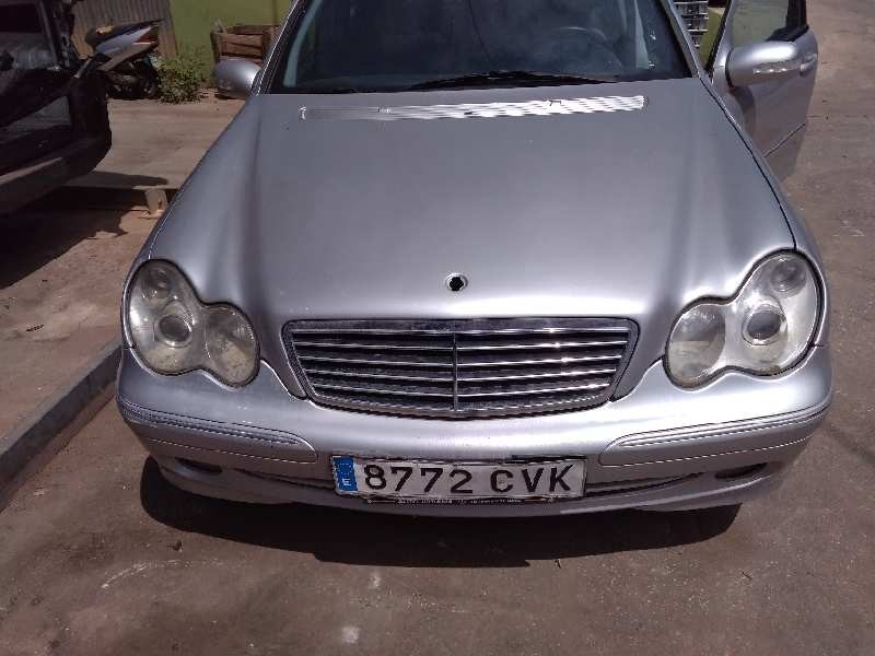 mercedes-benz clase c (w203) berlina del año 2020