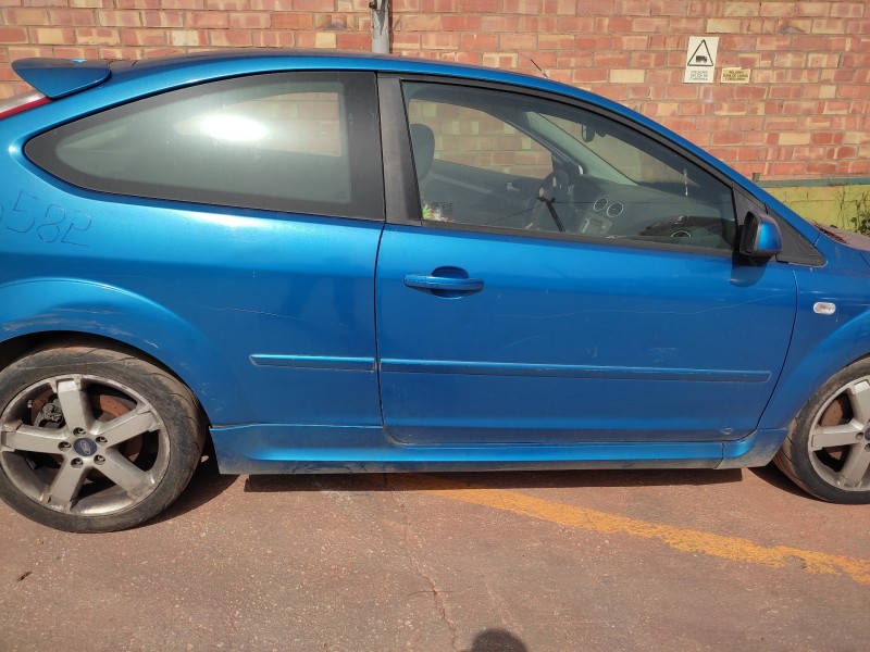 ford focus berlina (cap) del año 2007