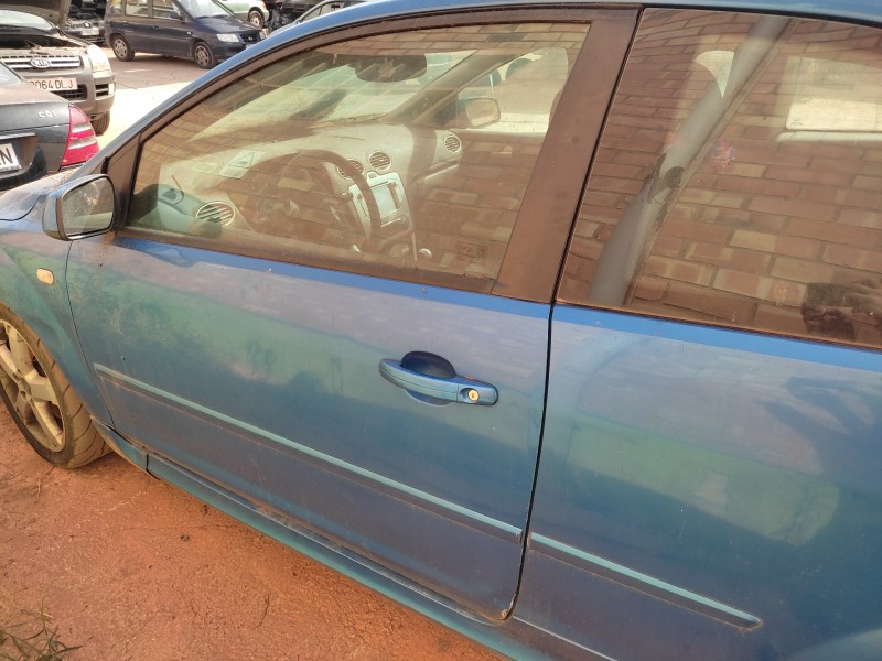 ford focus berlina (cap) del año 2007