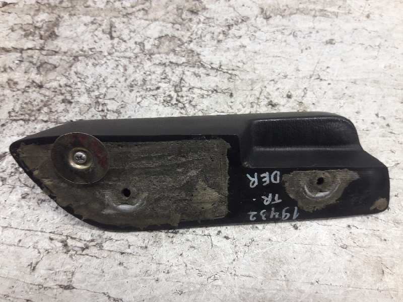 Recambio de asidero puerta derecha para bmw serie 3 berlina (e30) 324td referencia OEM IAM 1906218 TRASERA 