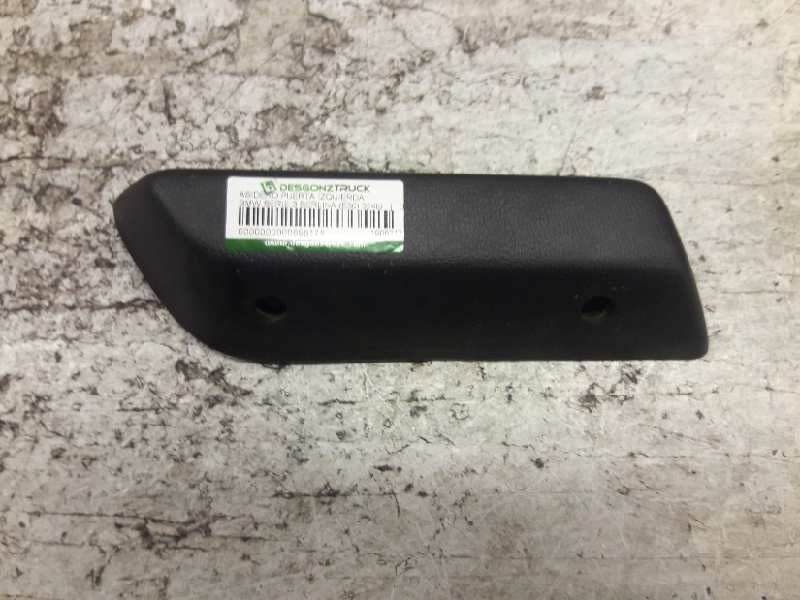 Recambio de asidero puerta izquierda para bmw serie 3 berlina (e30) 324td referencia OEM IAM 1906217 TRASERA 