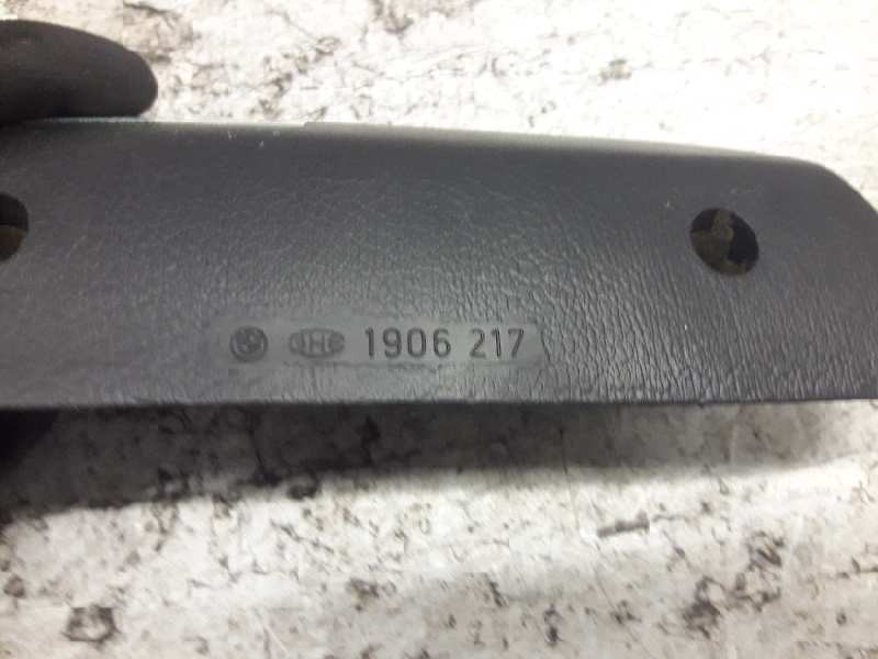 Recambio de asidero puerta izquierda para bmw serie 3 berlina (e30) 324td referencia OEM IAM 1906217 TRASERA 