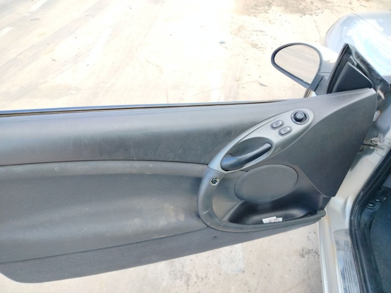 ford cougar (ec_) del año 2000