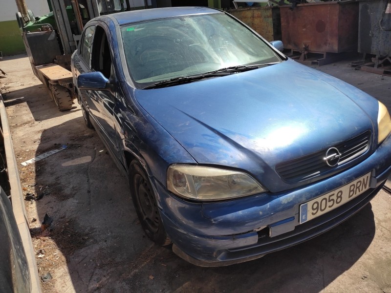opel astra g berlina del año 2001