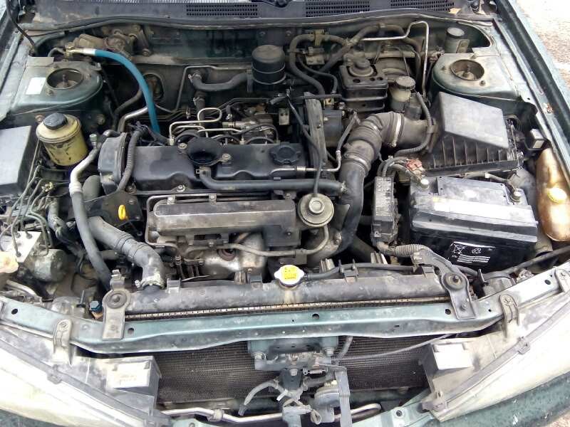 nissan primera berlina (p11) del año 1999