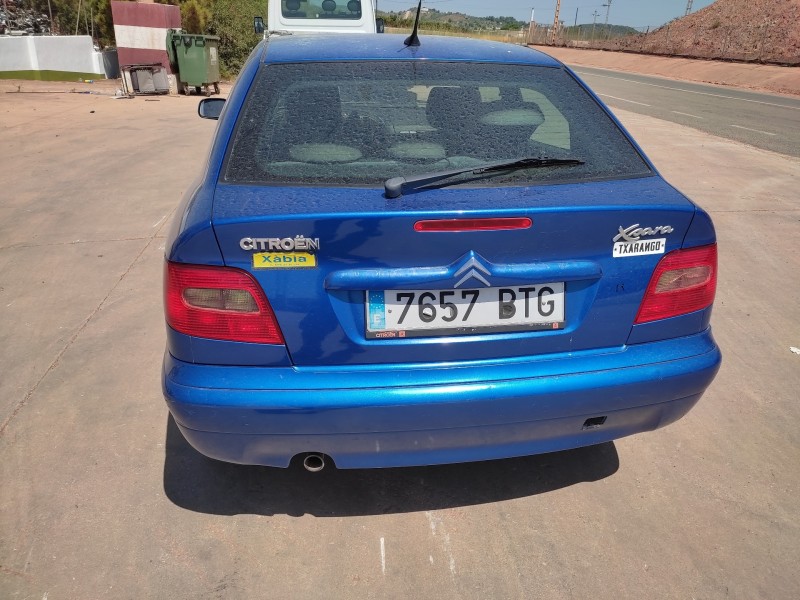 citroën xsara berlina del año 2002