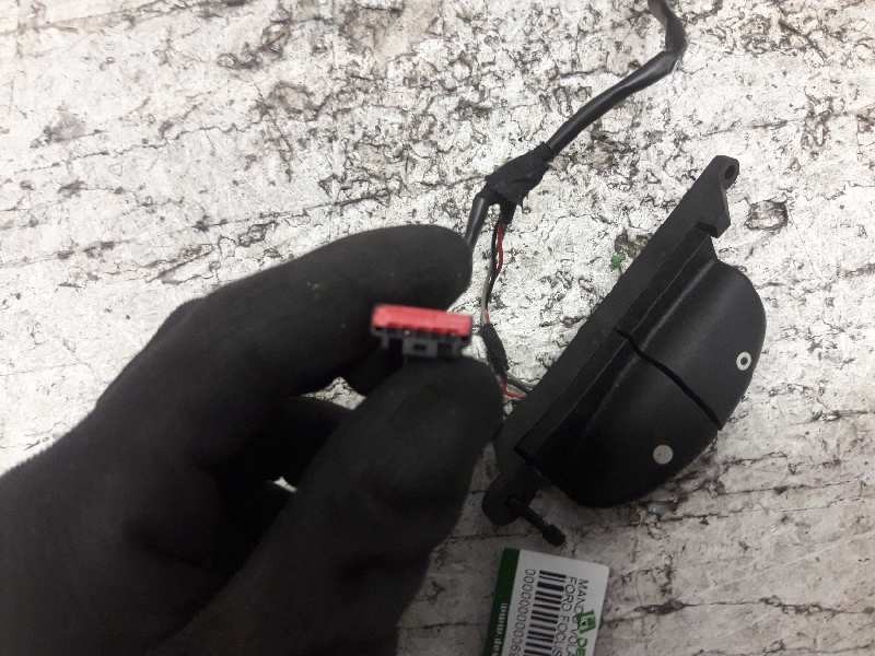 Recambio de mando volante para ford focus berlina (cak) ghia referencia OEM IAM 98AB9E740AD  