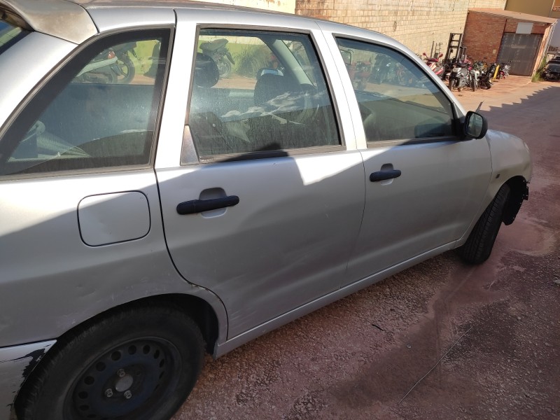 seat ibiza (6k1) del año 2001