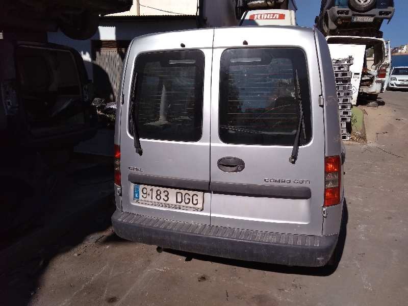opel combo (corsa c) del año 2005
