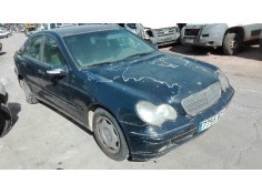mercedes-benz clase c (w203) berlina del año 2002 2