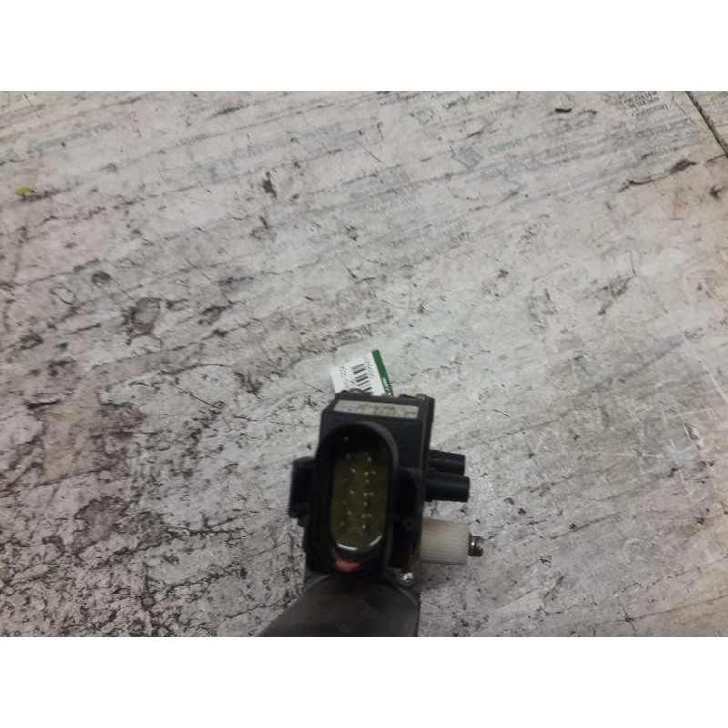Recambio de motor elevalunas delantero izquierdo para audi a3 (8l) 1.8 20v turbo referencia OEM IAM 0536001402  