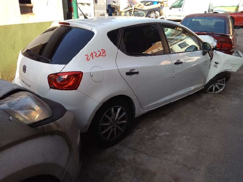 seat ibiza (6j5) del año 2010