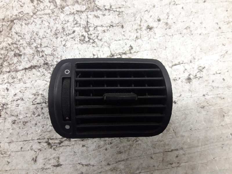 Recambio de difusor calefaccion para audi a3 (8l) 1.8 20v turbo referencia OEM IAM 8L0820901 DERECHA 