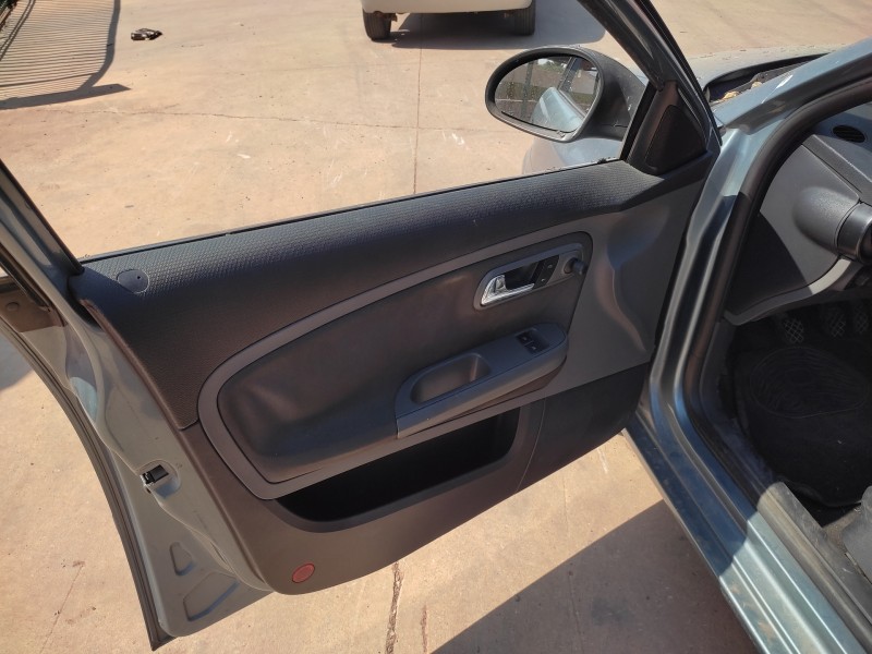 seat cordoba berlina (6l2) del año 2006