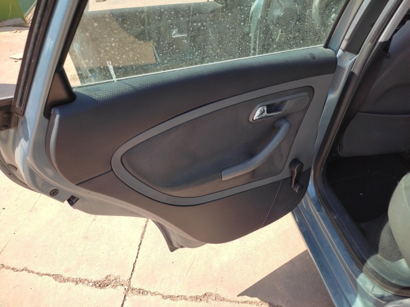 seat cordoba berlina (6l2) del año 2006