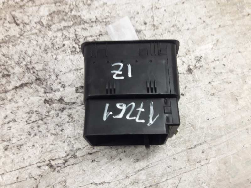 Recambio de difusor calefaccion para audi a3 (8l) 1.8 20v turbo referencia OEM IAM 8L0820901 IZQUIERDA 