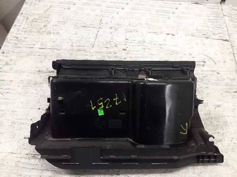Recambio de guantera para audi a3 (8l) 1.8 20v turbo referencia OEM IAM 8L1857095  