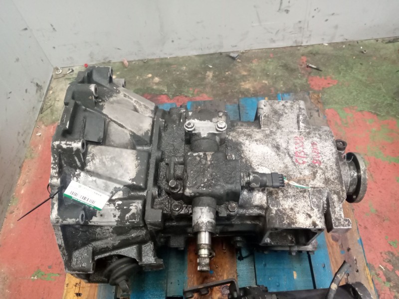 Recambio de caja cambios para iveco eurocargo tector 3.9 diesel referencia OEM IAM 2855502H01 8541572 8869479