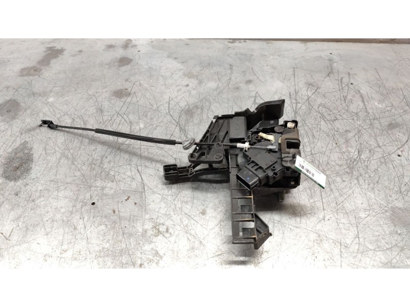 Recambio de cerradura puerta trasera derecha para ford focus berlina (cap) ambiente (d) referencia OEM IAM 24000010013  