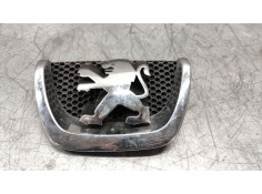 Recambio de emblema para peugeot 207 sw confort referencia OEM IAM   