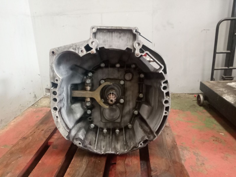 Recambio de caja cambios para iveco eurocargo referencia OEM IAM 28556  8859159