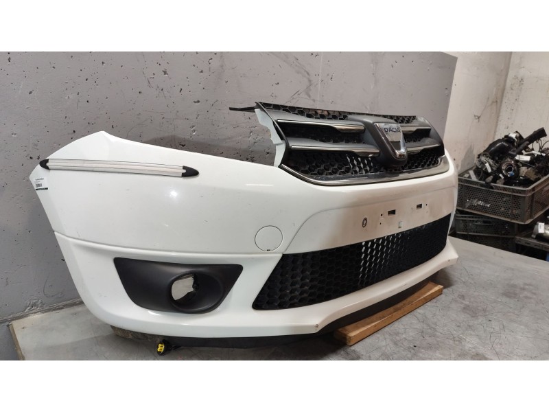 Recambio de paragolpes delantero para dacia sandero ii 1.2 referencia OEM IAM   