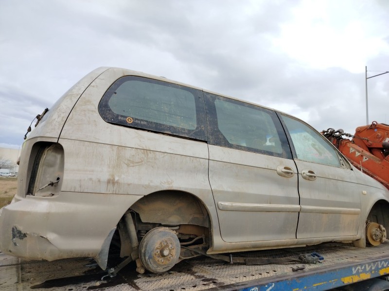 kia carnival ii (gq) del año 2001