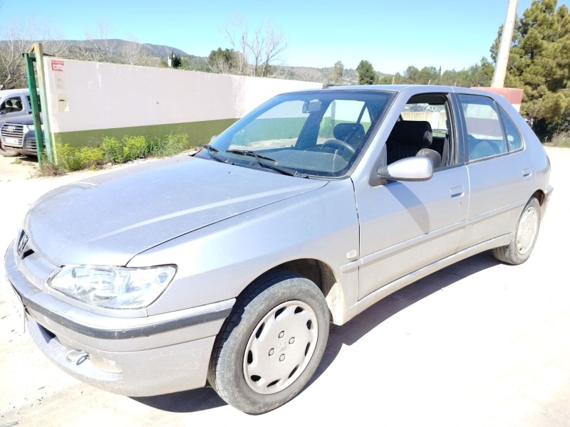 peugeot 306 hatchback (7a, 7c, n3, n5) del año 1999