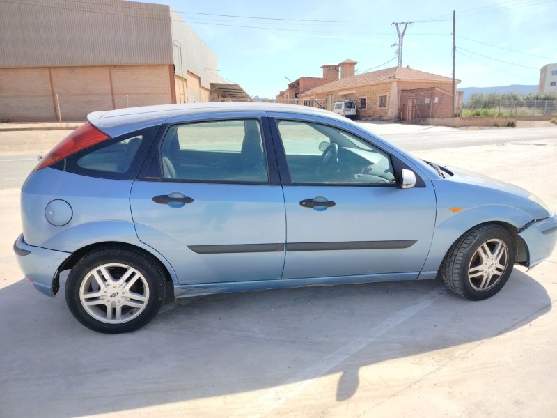 ford focus berlina (cak) del año 2002
