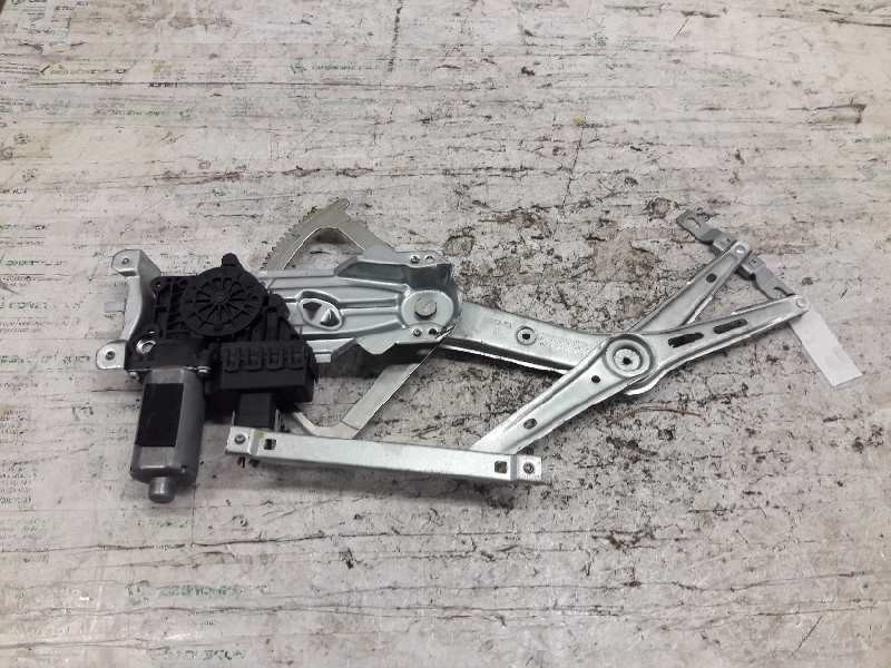 Recambio de elevalunas delantero derecho para opel astra gtc cosmo referencia OEM IAM 1310179RH 982825101 