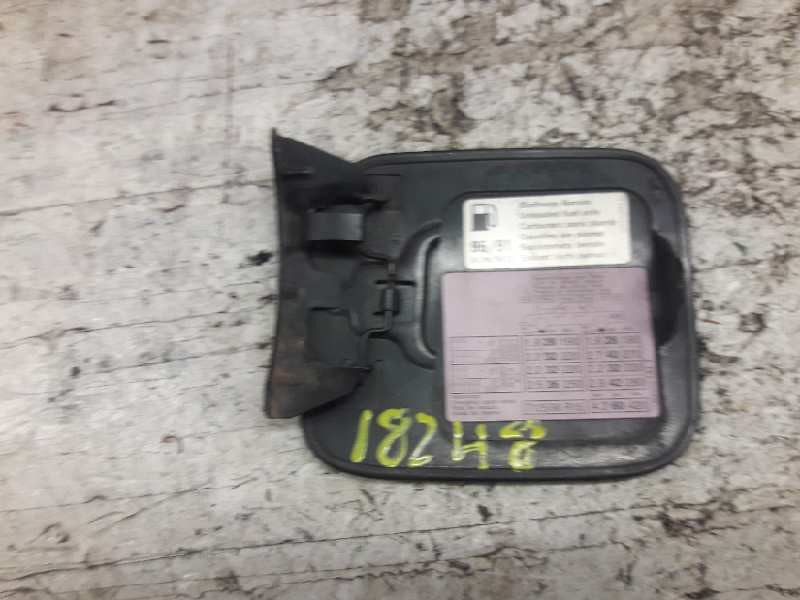 Recambio de tapa exterior combustible para audi a3 (8l) 1.8 ambiente referencia OEM IAM 8L0010141T  