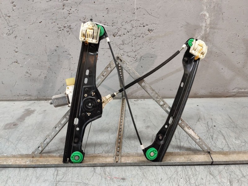 Recambio de elevalunas delantero izquierdo para bmw 3 (e90) 320 d referencia OEM IAM 996624101  
