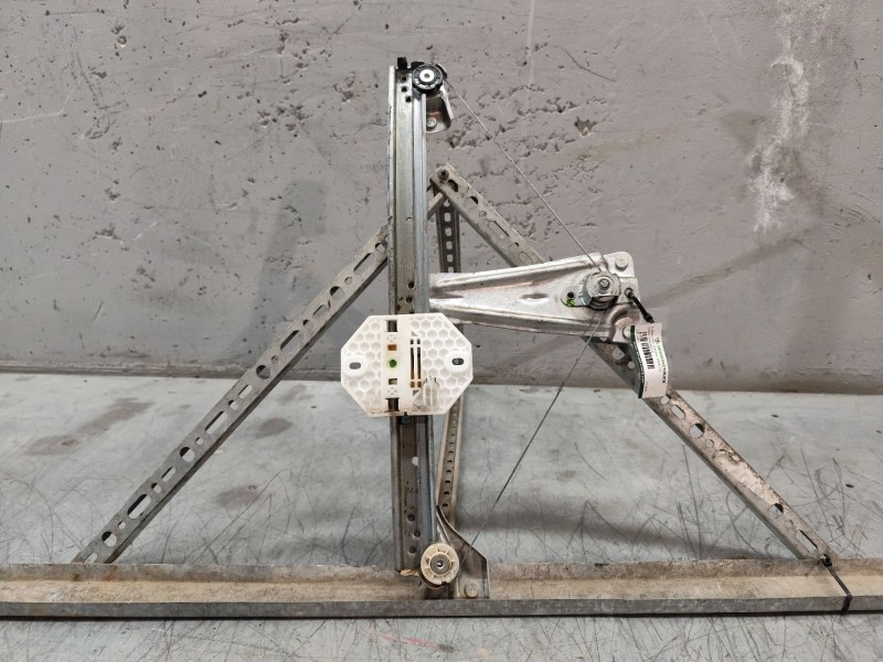 Recambio de elevalunas trasero derecho para dacia sandero ii 1.2 referencia OEM IAM M13594  