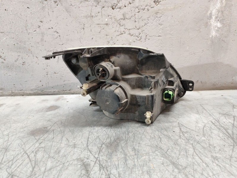 Recambio de faro izquierdo para ford fiesta (cbk) 1.6 16v cat referencia OEM IAM 1EF01019701  