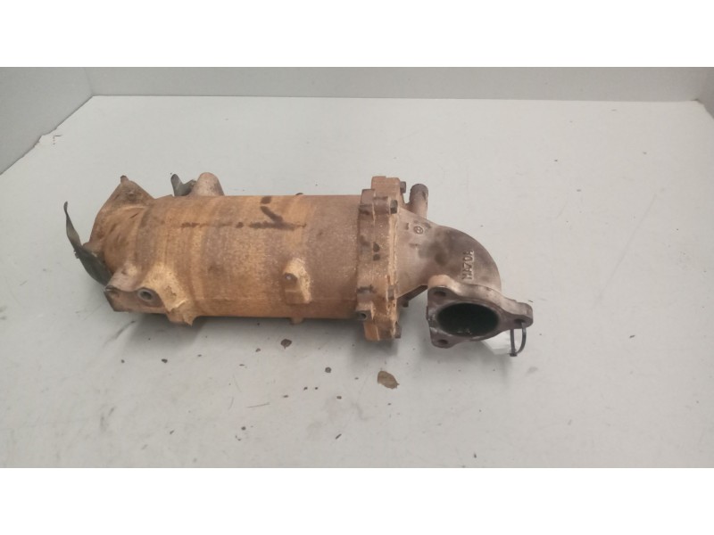 Recambio de catalizador para nissan trucks atleon tk 150/3 referencia OEM IAM 20832MB40A  