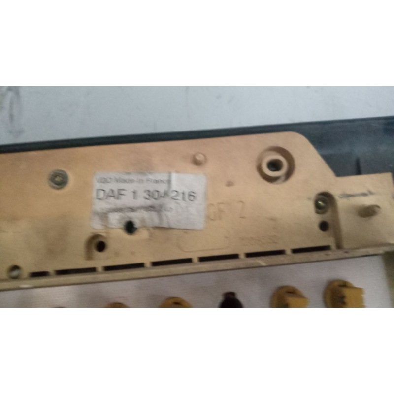 Recambio de cuadro instrumentos para daf serie 85.330 ati euro ii 11.6 diesel referencia OEM IAM 1319146  