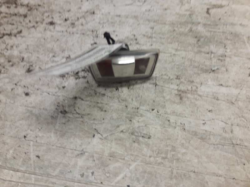 Recambio de piloto lateral izquierdo para opel astra gtc cosmo referencia OEM IAM 13228580  