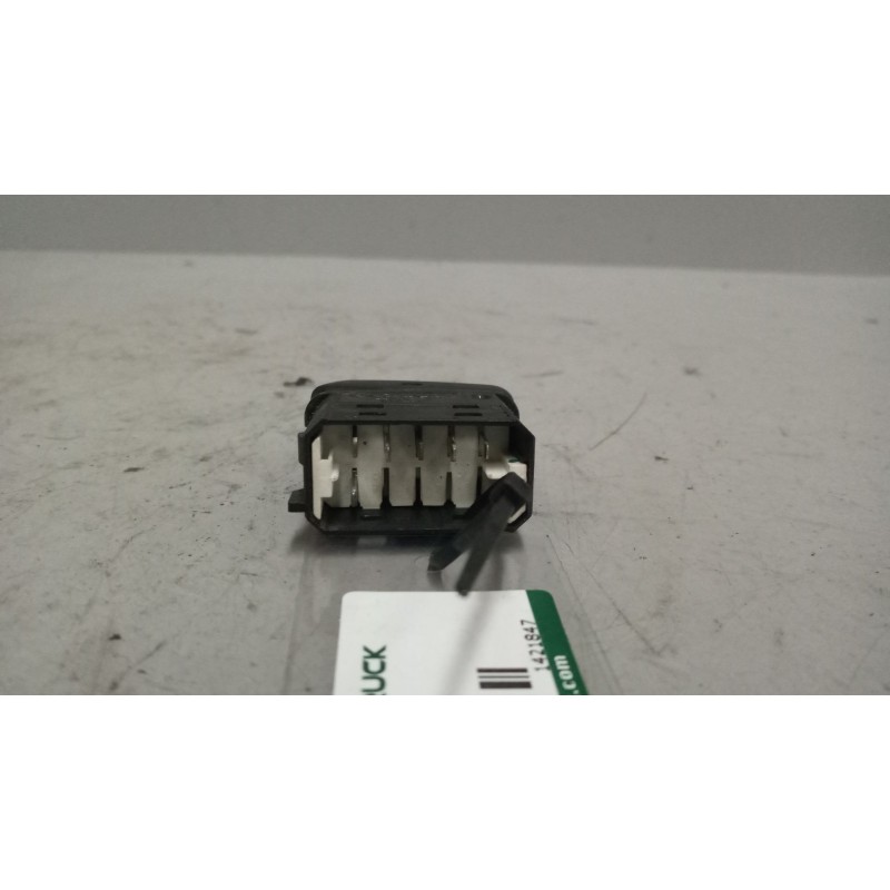 Recambio de interruptor para scania serie p/g/r (c-clase) 15.6 diesel referencia OEM IAM 1421847  