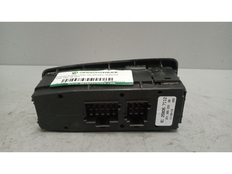 Recambio de mando elevalunas delantero derecho para man tgx 18.xxx fg / 4x2 bl xl referencia OEM IAM 81258067112  