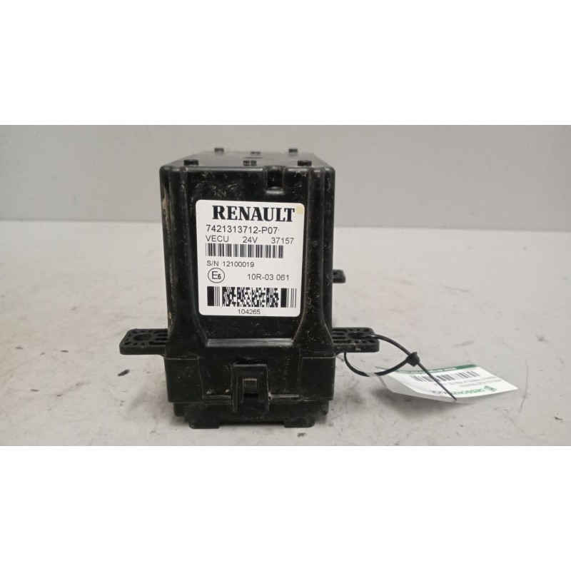 Recambio de modulo electronico para renault premium route 2006 fas 4x2 larga distancia referencia OEM IAM 7421313712 CENTRALITA 