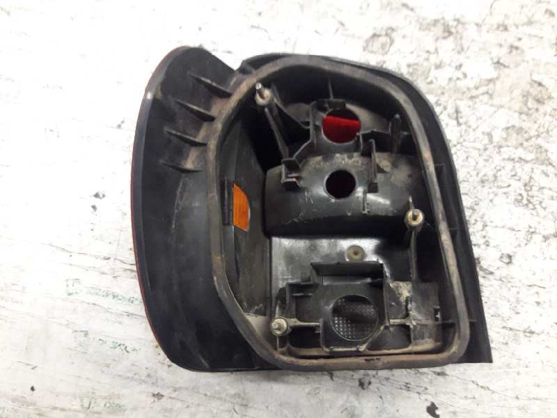 Recambio de piloto trasero derecho para volkswagen polo berlina (6n1) air referencia OEM IAM 6N0945096  