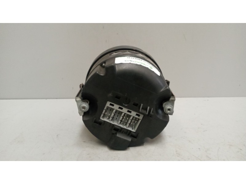 Recambio de tacografo para volvo trucks b 12 b12ble (340cv) referencia OEM IAM KG8456  952031
