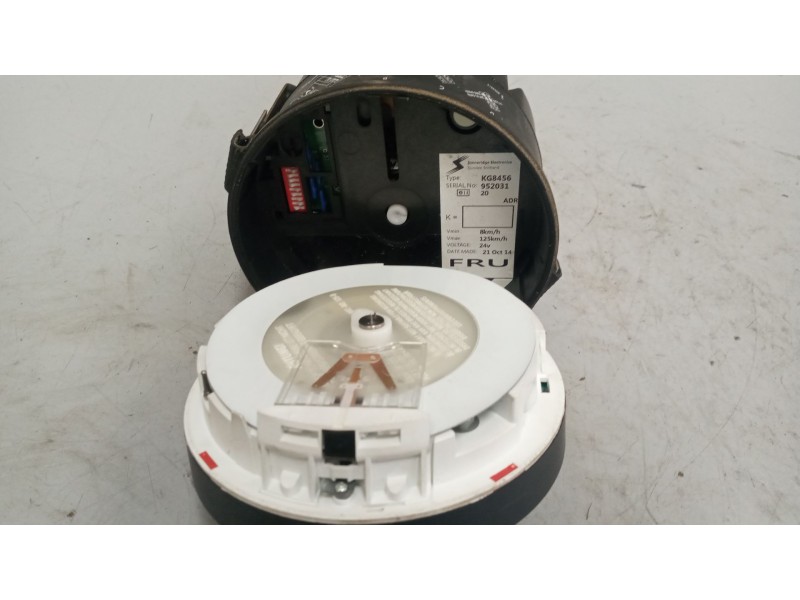 Recambio de tacografo para volvo trucks b 12 b12ble (340cv) referencia OEM IAM KG8456  952031