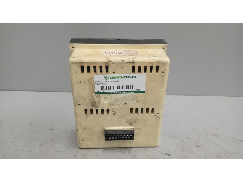 Recambio de cuadro instrumentos para volvo b12 referencia OEM IAM 1197557  