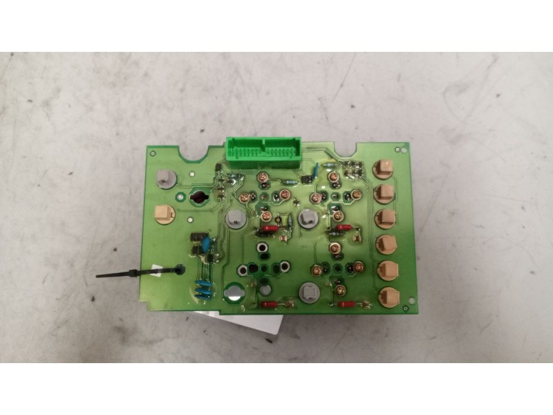 Recambio de cuadro instrumentos para volvo trucks b 12 b12ble (340cv) referencia OEM IAM 70329238  