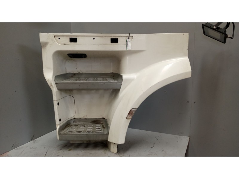 Recambio de paso rueda izquierdo para daf xf 106 480 referencia OEM IAM 1835023  