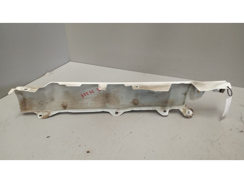 Recambio de deflector izquierdo para renault maxity referencia OEM IAM   