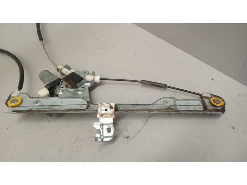 Recambio de elevalunas delantero izquierdo para renault maxity referencia OEM IAM   